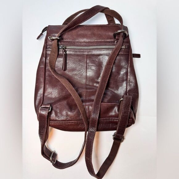 Spikes and Sparrow Brown Leather Backpack Bag main image 4